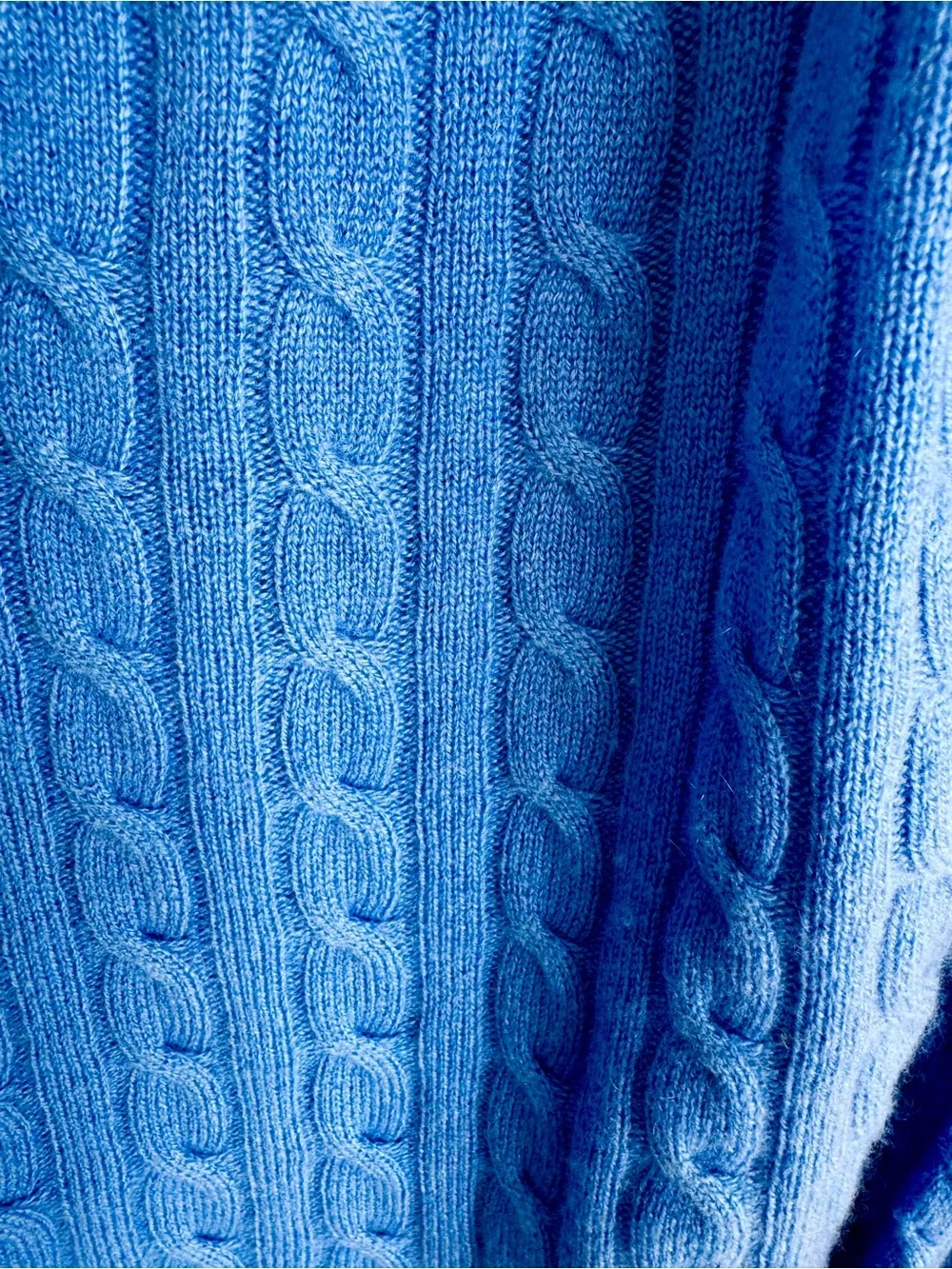 Aqua Brand Blue Cable Knit V-Neck Cashmere Sweater